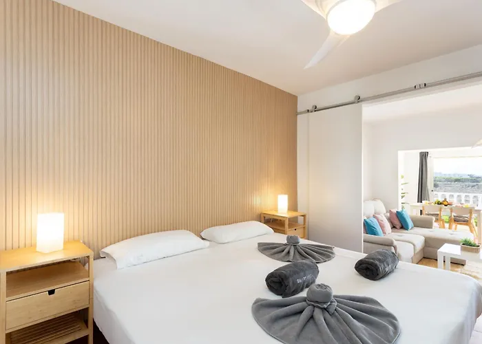 Vista Al Mar * Callao Salvaje